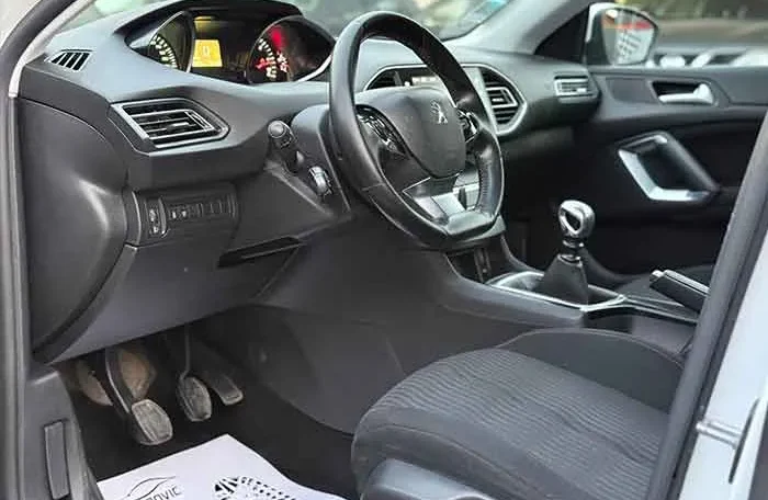 Peugeot 308 RATA 115E 2014. godište