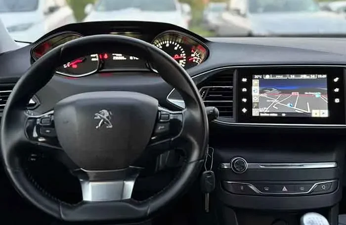 Peugeot 308 RATA 115E 2014. godište