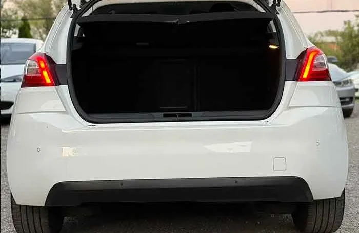 Peugeot 308 RATA 115E 2014. godište