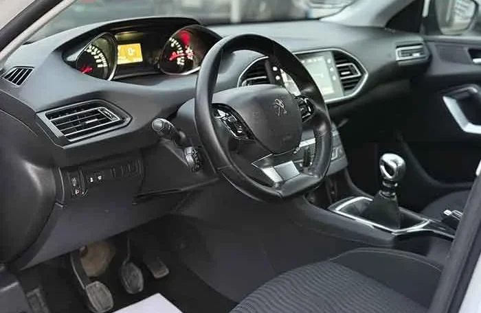 Peugeot 308 RATA 115E 2014. godište