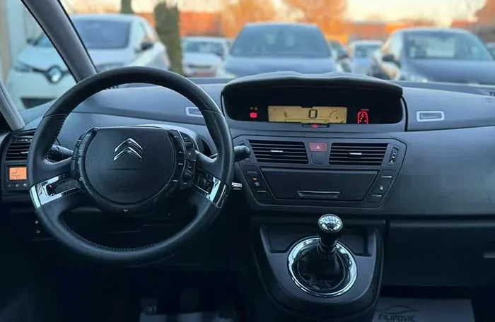 Citroen C4 Grand Picasso RATA 69E 2011. godište