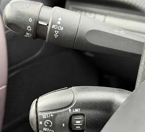 Peugeot 2008 RATA 108E 2015. godište