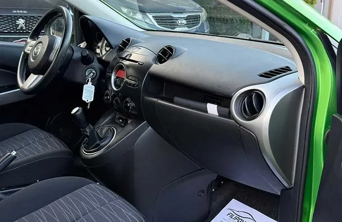 Mazda 2 Rata 69E 2011. godište