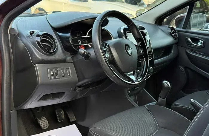 Renault Clio RATA 99E 2013. godište