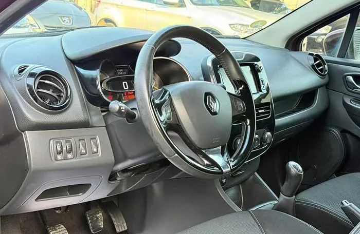 Renault Clio RATA 99E 2013. godište
