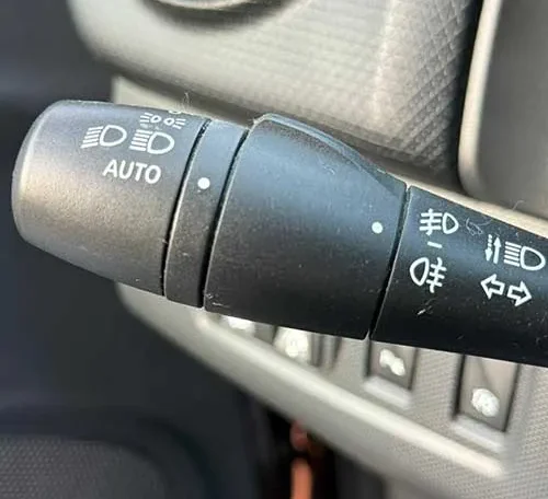 Renault Clio RATA 99E 2013. godište