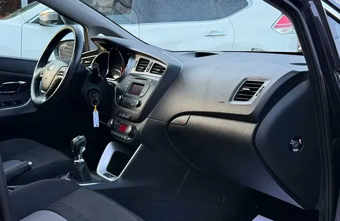 Kia cee`d RATA 99E 2012. godište
