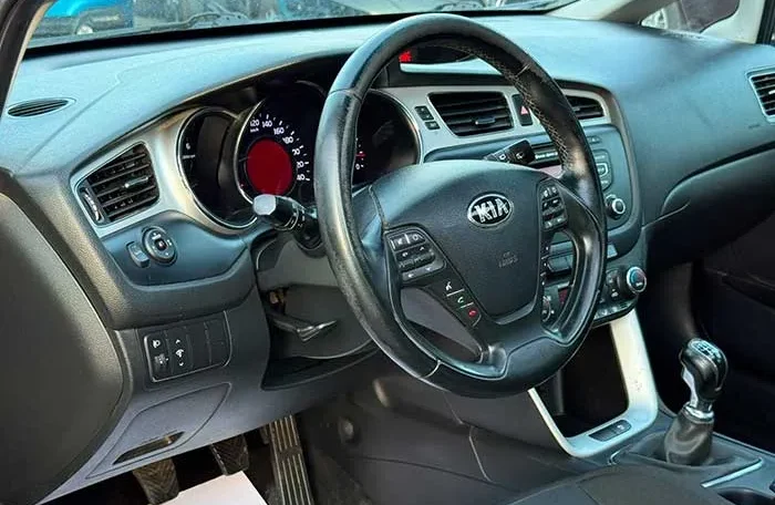 Kia cee`d RATA 99E 2012. godište