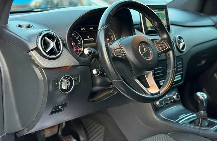Mercedes Benz B 160 RATA 136E 2016. godište